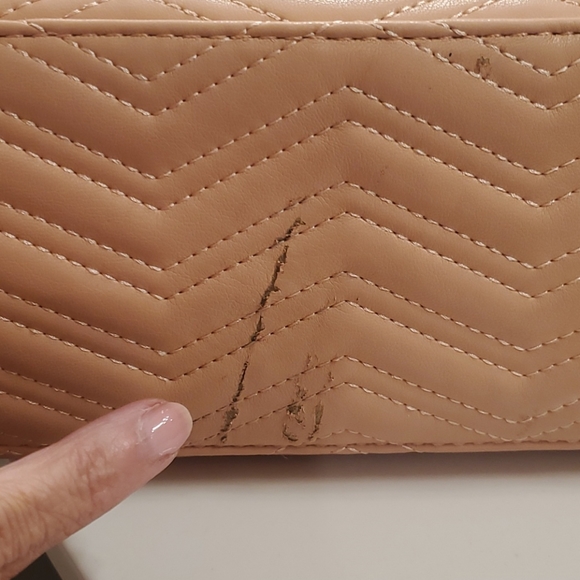 Lovely Tahari purse - Picture 5 of 8